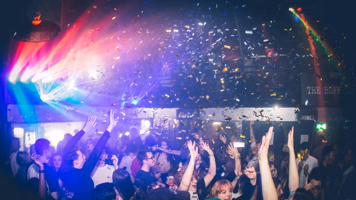 Golden Girls Night Club - Bar ve içecek servisi